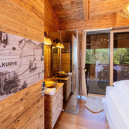 Kitz - Steuerberg Xl Szálloda Kitzbühel